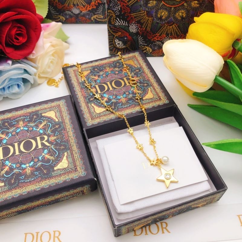 chr1st1an D10r necklaces